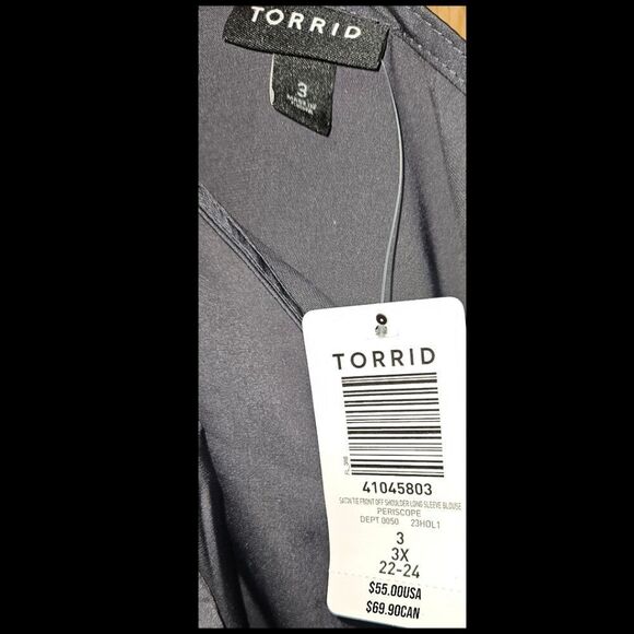 TORRID SatinβTie Front Off Shoulder Long sleeve Blouse 3X - Picture 12 of 15